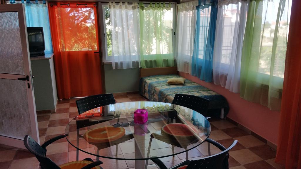 Miltos Apartment Argaka Ngoại thất bức ảnh