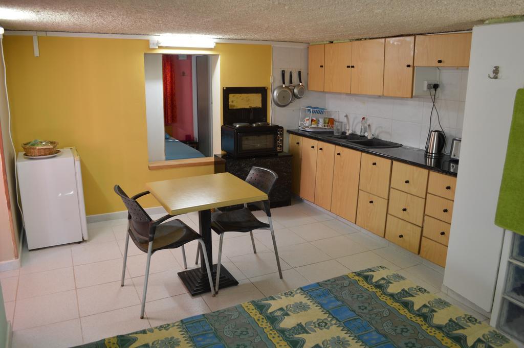 Miltos Apartment Argaka Ngoại thất bức ảnh